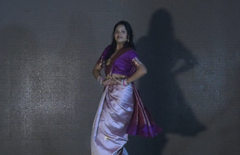 37_Tella_tella_vaare_velugu_rekhala_Moumita_dance